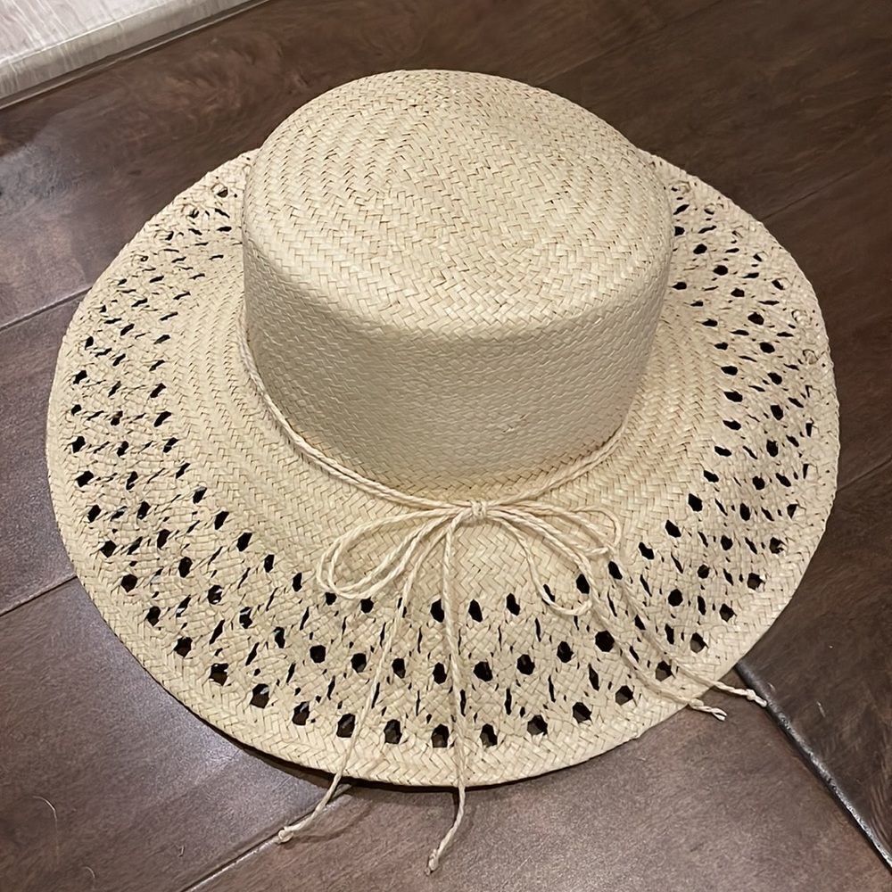 Anthropologie Thalia Woven Bucket Hat Flower Pot NWT Adjustable Sold Out style. - Picture 5 of 8